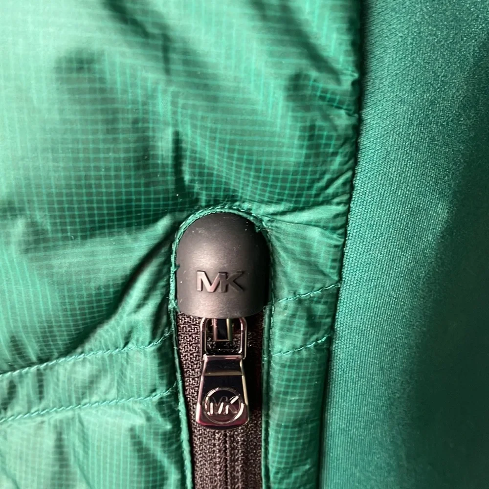 Michael Kors MK green puffer jacket S
